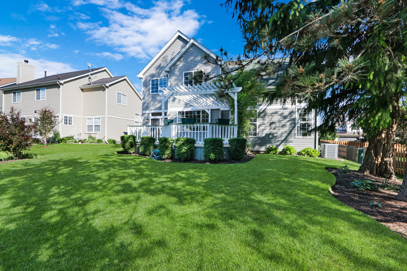1578 Woodbury Circle