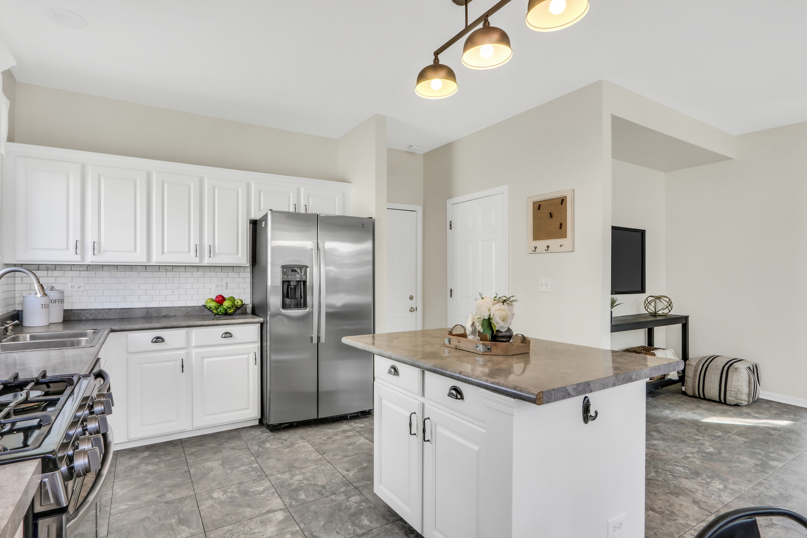 1578 Woodbury Circle