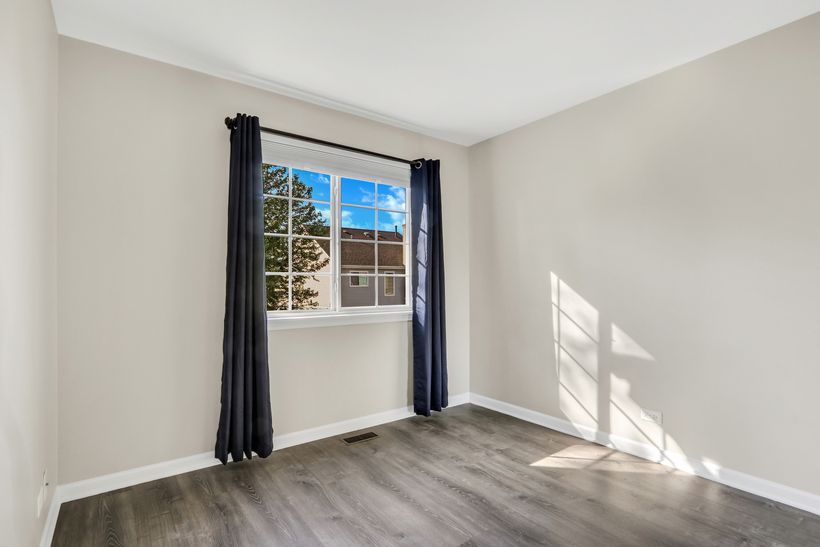 1578 Woodbury Circle