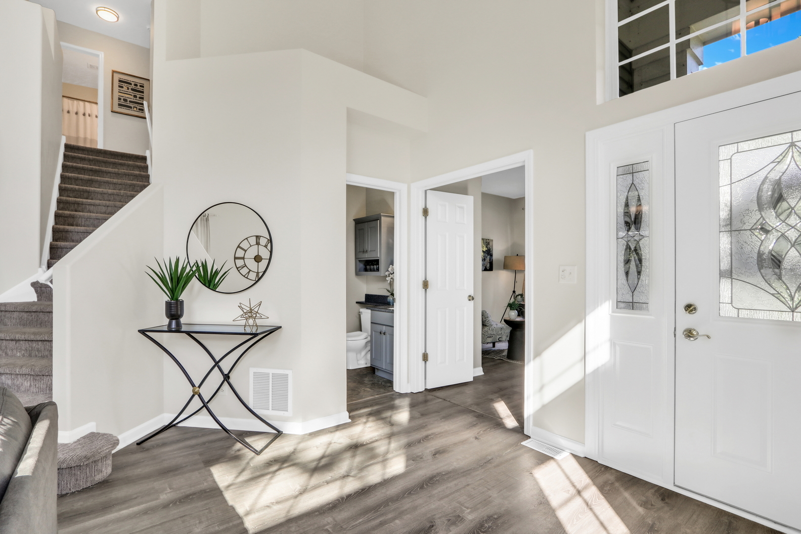 1578 Woodbury Circle