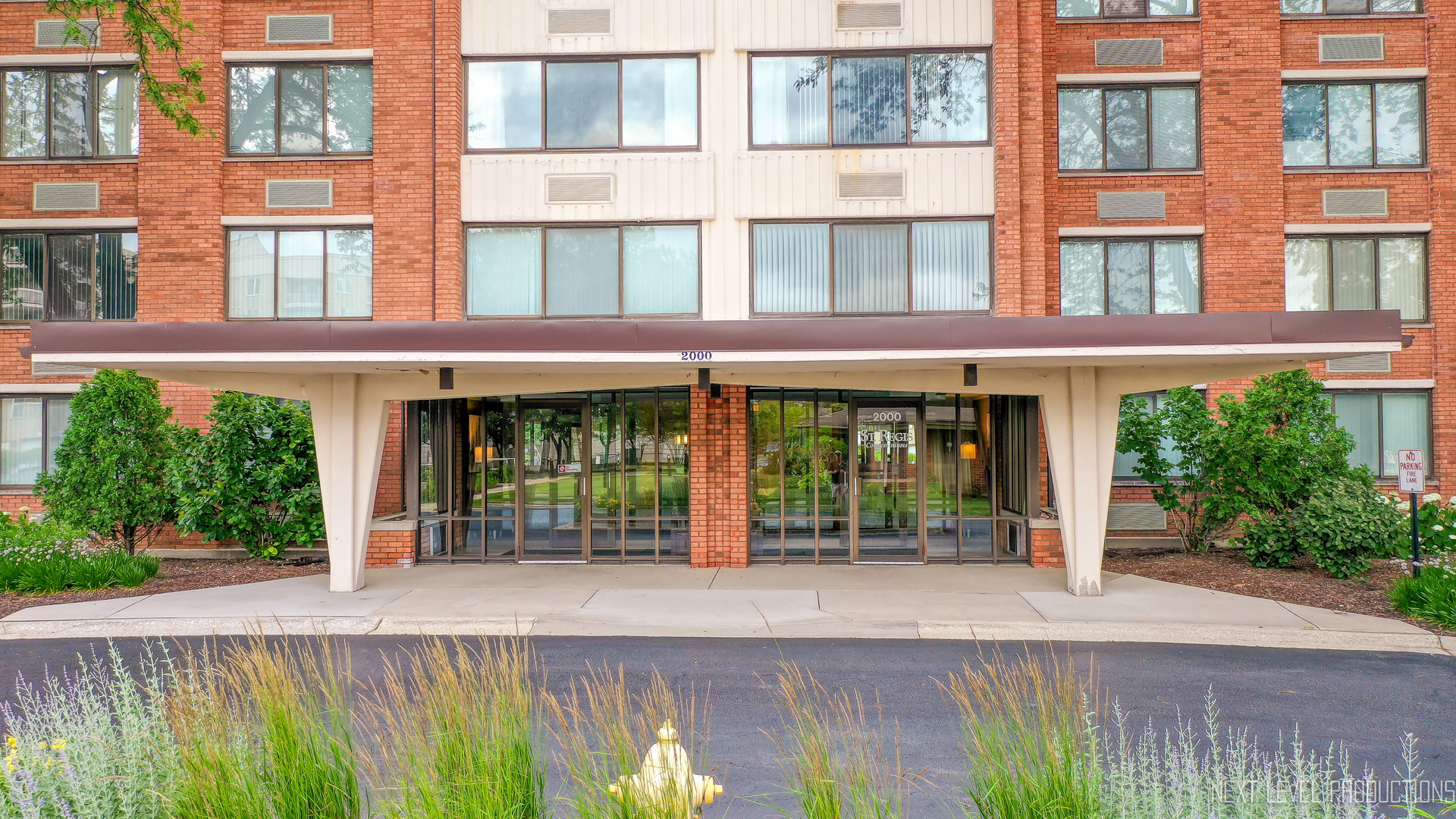 2000 Saint Regis Drive Unit: 6B