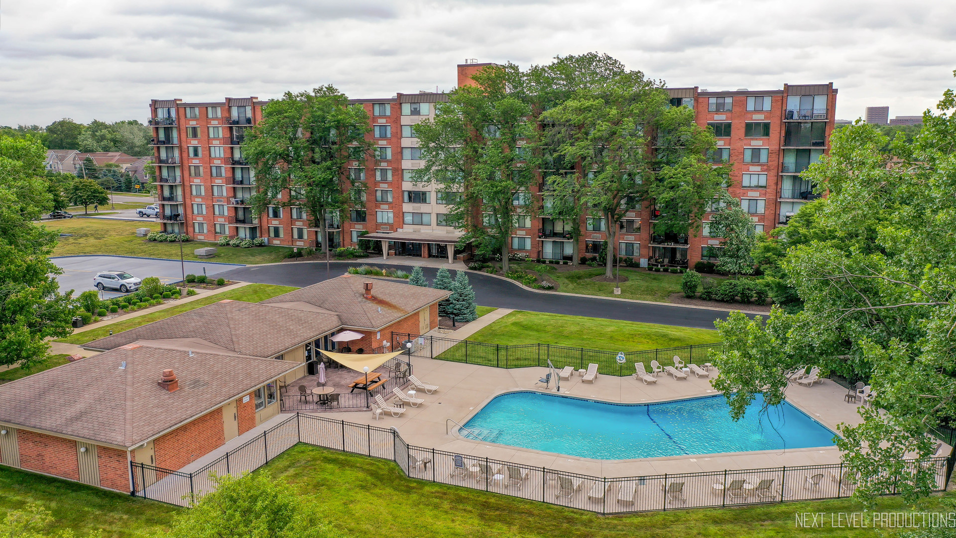 2000 Saint Regis Drive Unit: 6B