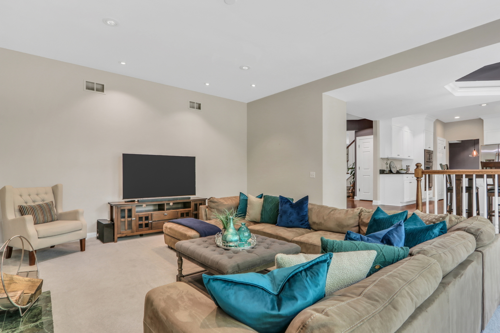 1156 Vineyard Drive