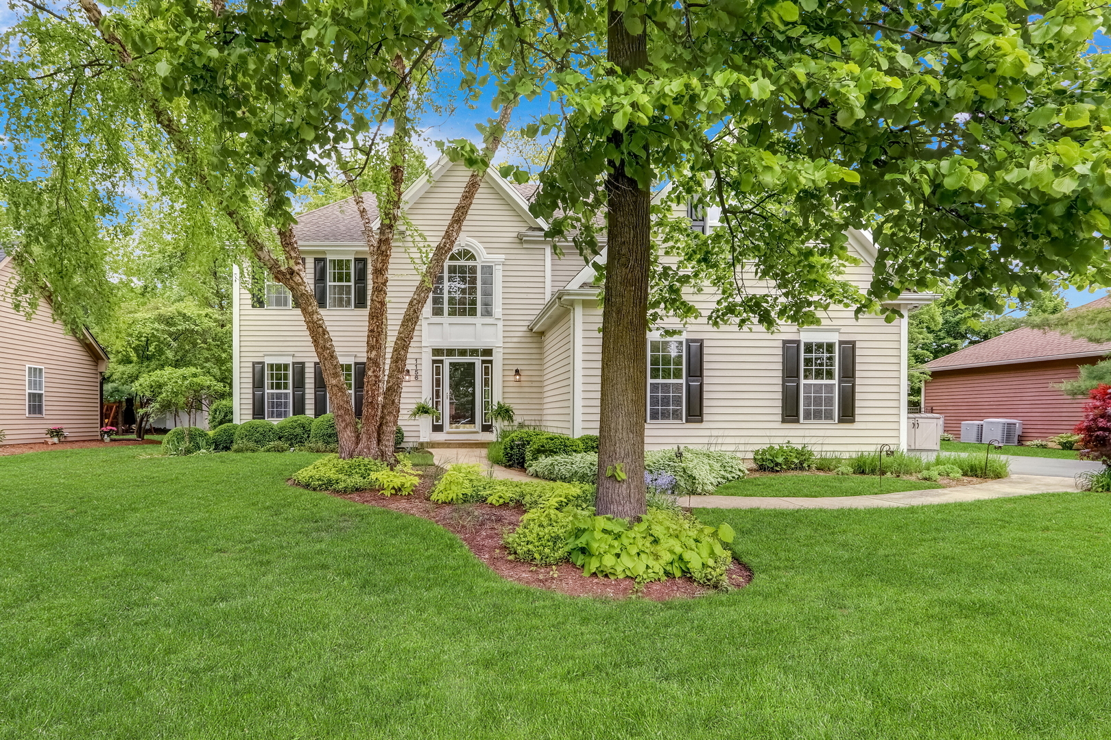 1156 Vineyard Drive