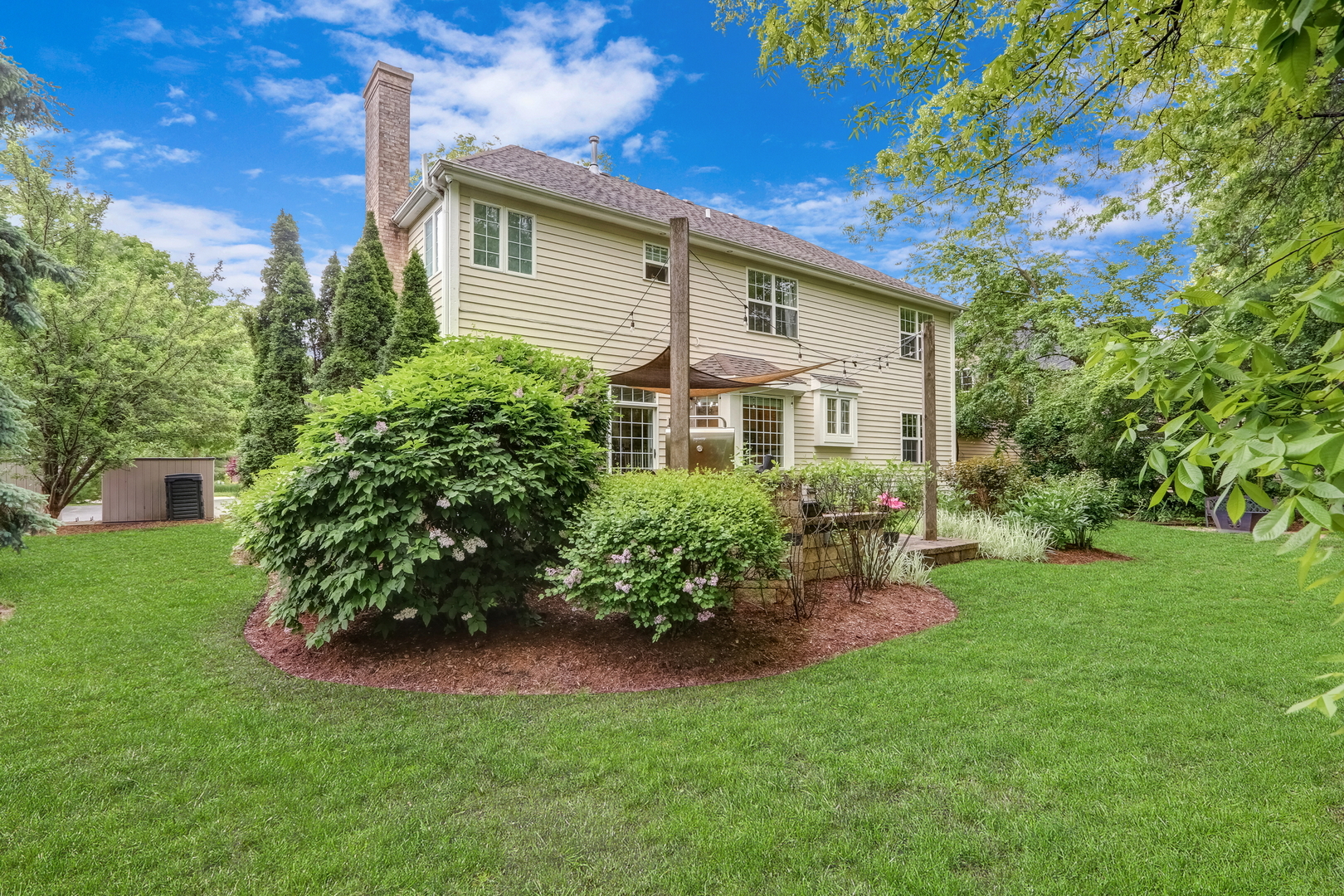 1156 Vineyard Drive
