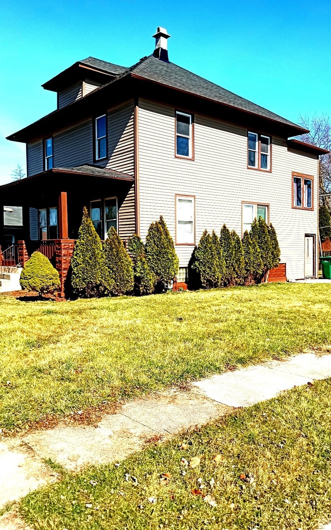 13833 Kanawha Avenue