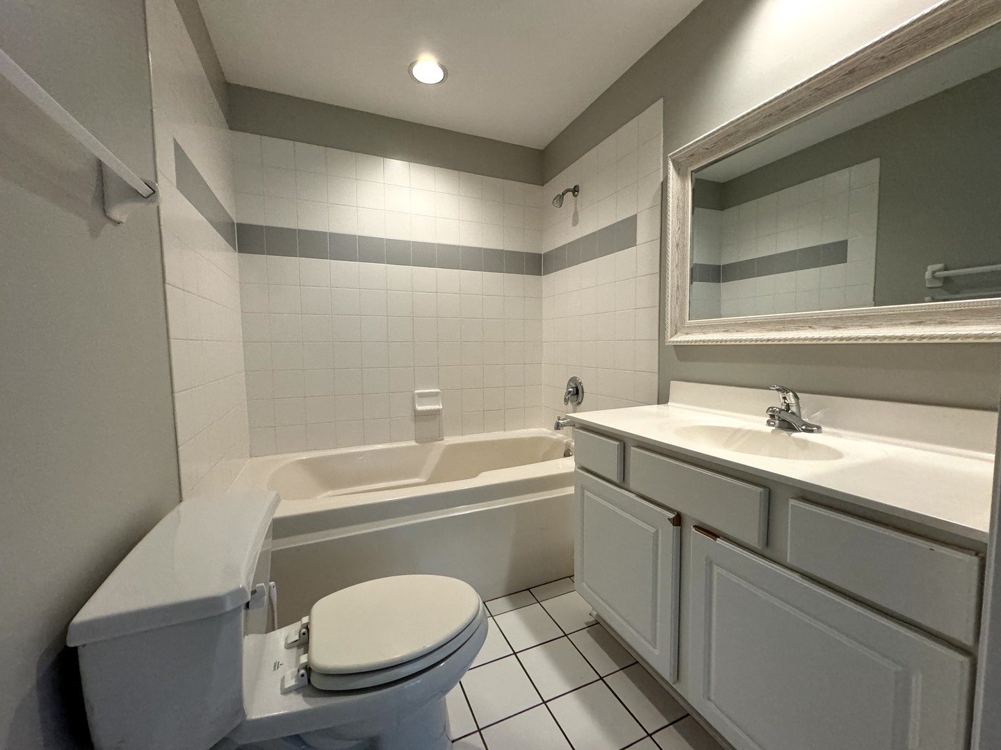 11 Foxcroft Road Unit: 107