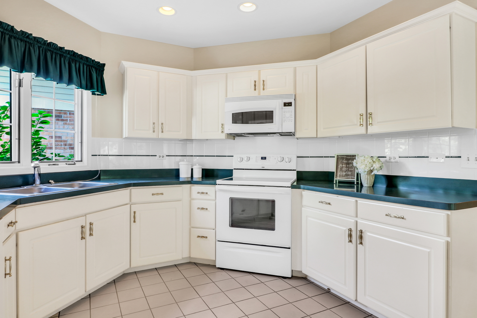 806 Braeman Court Unit: 806