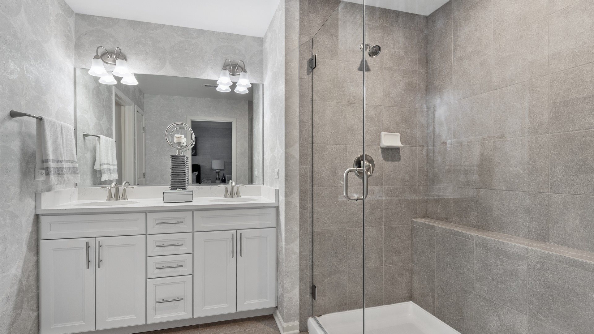 1105 Neubauer Circle Unit: 0702