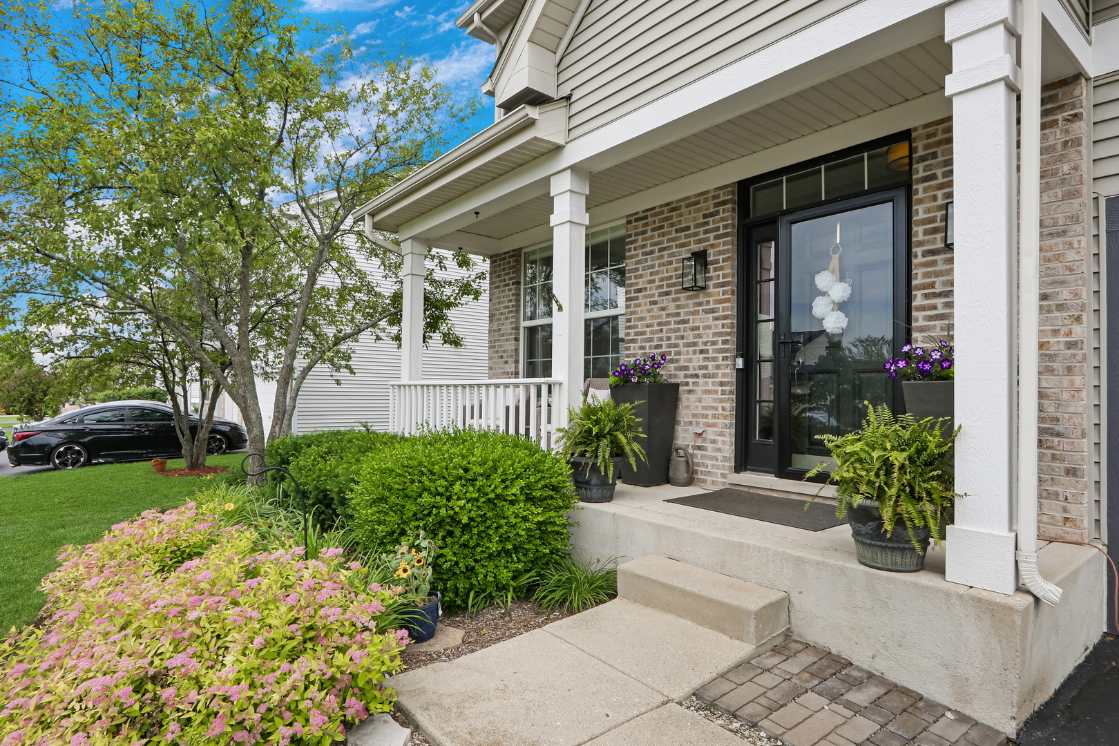 284 W Biros Lane