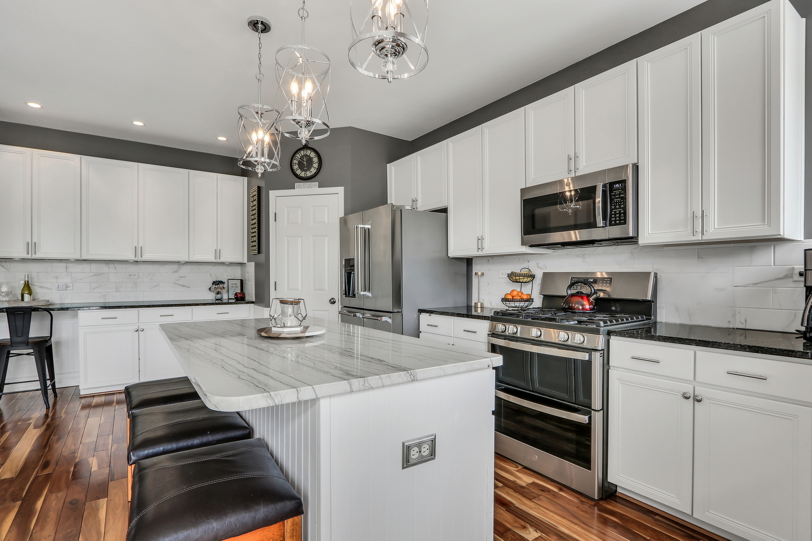 284 W Biros Lane