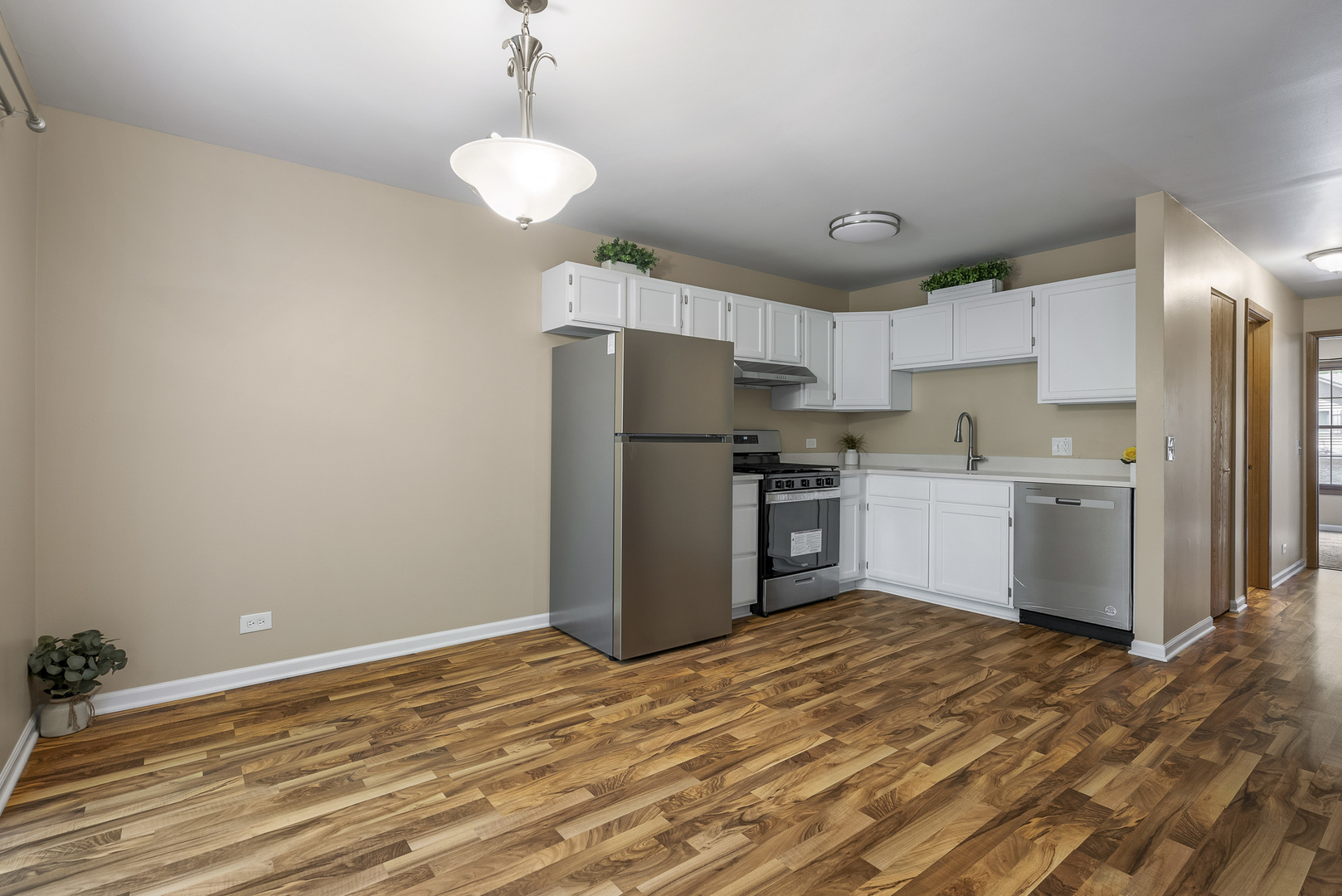 325 N Airlite Street Unit: D