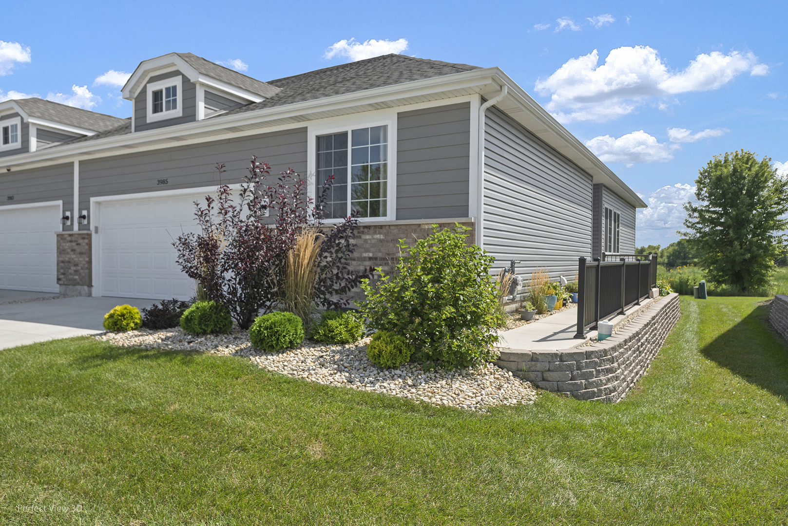 3985 Shoeger Drive