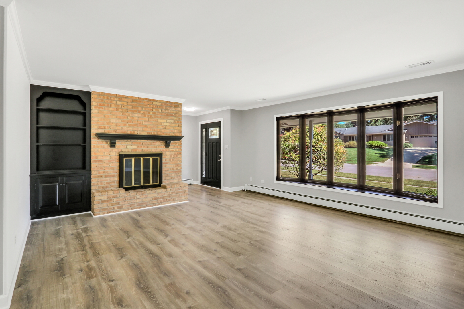 696 Hillside Avenue