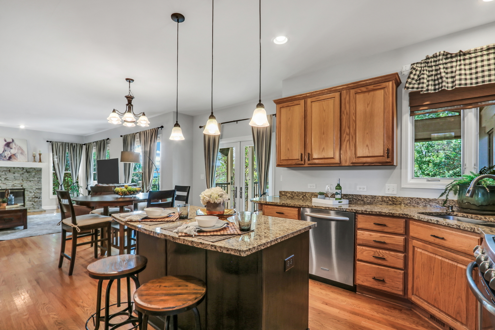 868 Red Hawk Drive