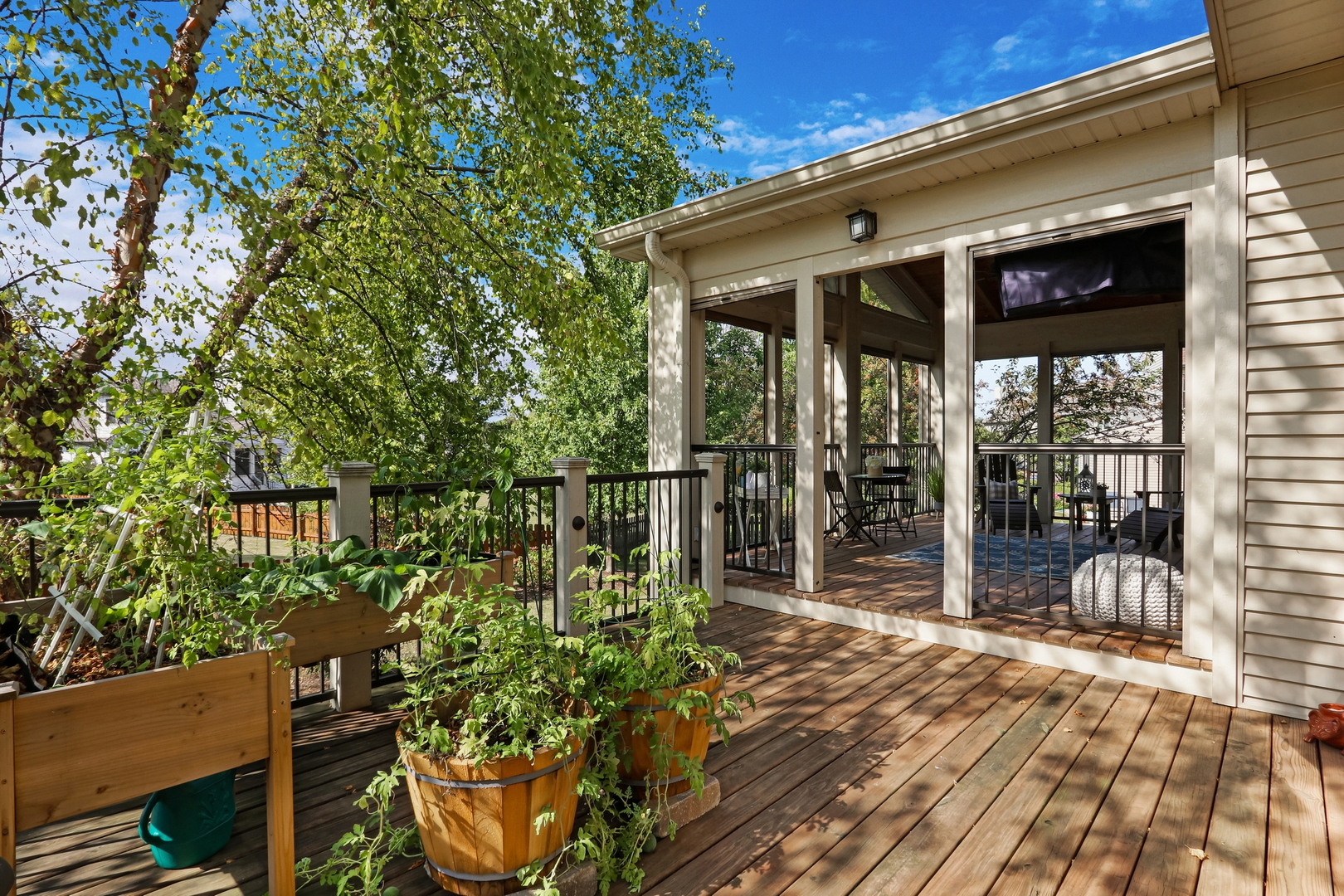 868 Red Hawk Drive