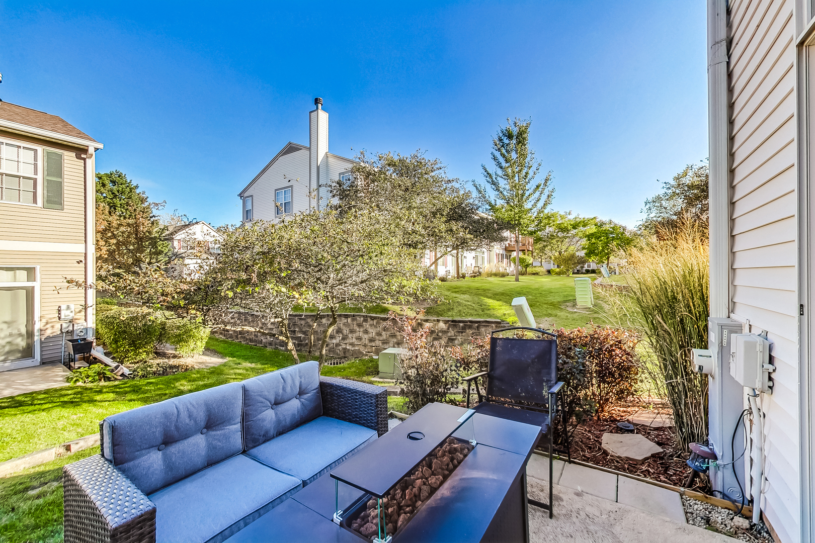 2877 Falling Waters Drive
