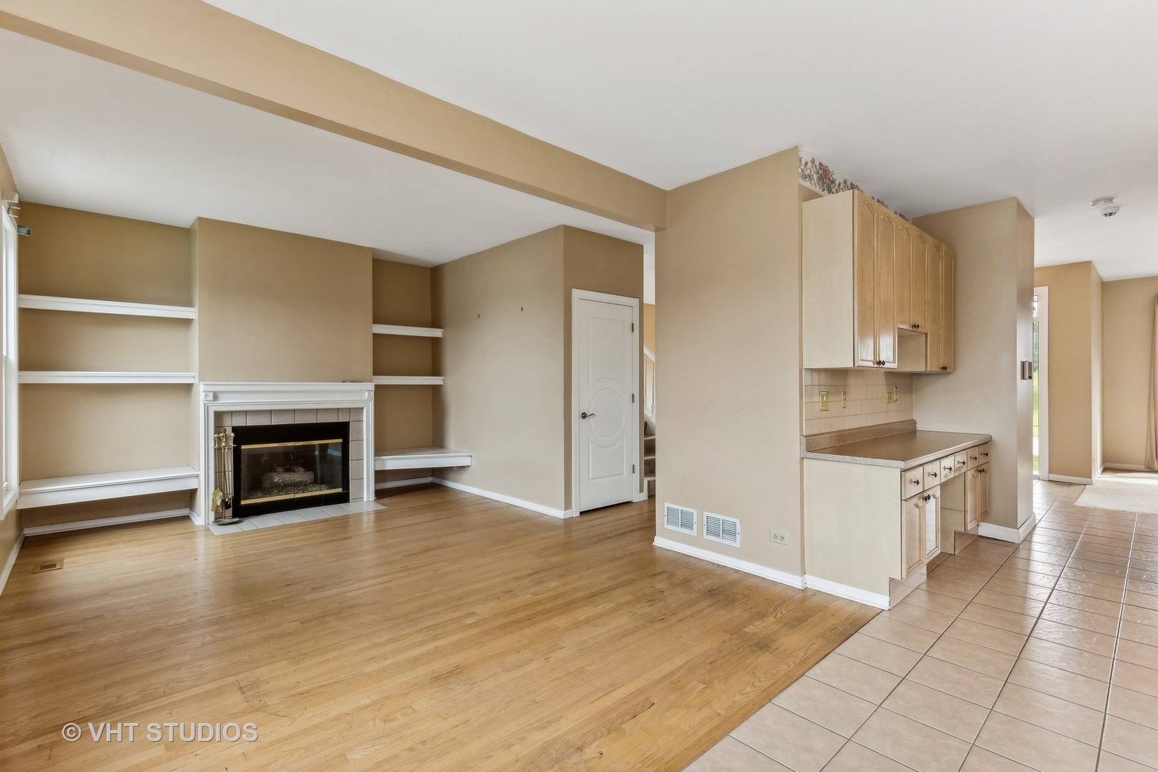 1152 Hillside Avenue