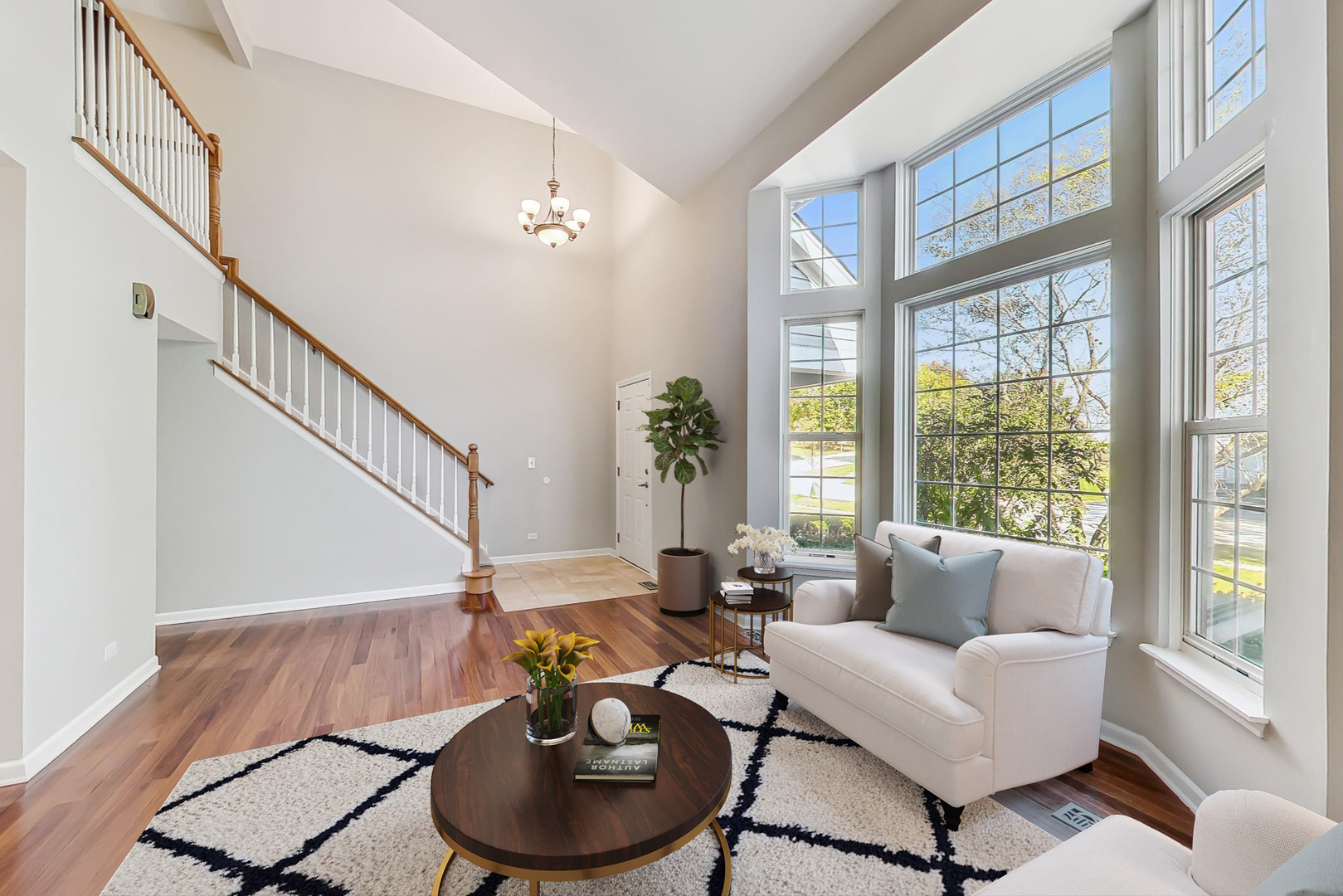 6016 Golfview Drive