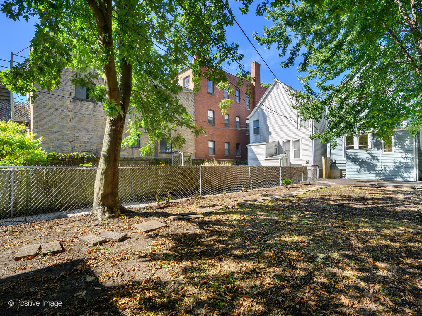 4543 N Greenview Avenue