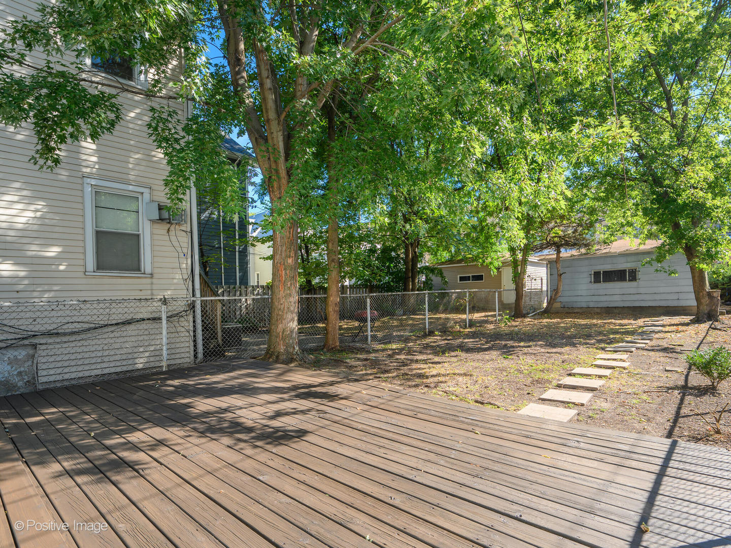 4543 N Greenview Avenue