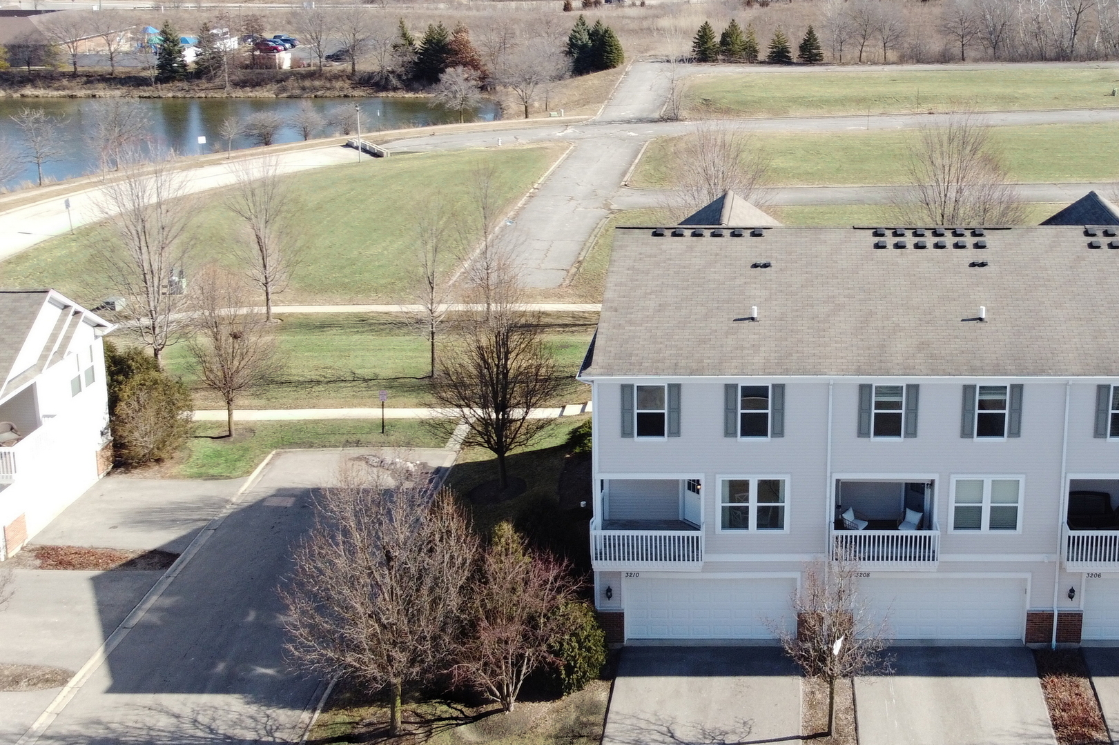 3210 Neubauer Circle Unit: 3210