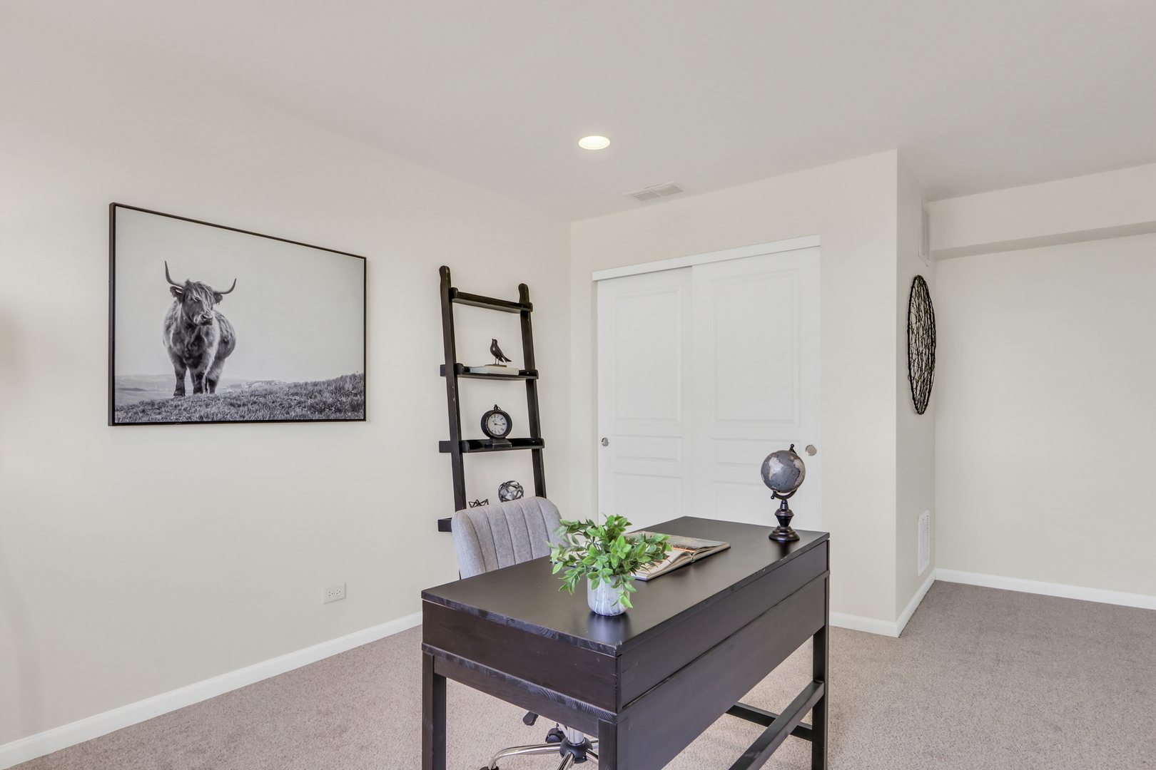 3210 Neubauer Circle Unit: 3210