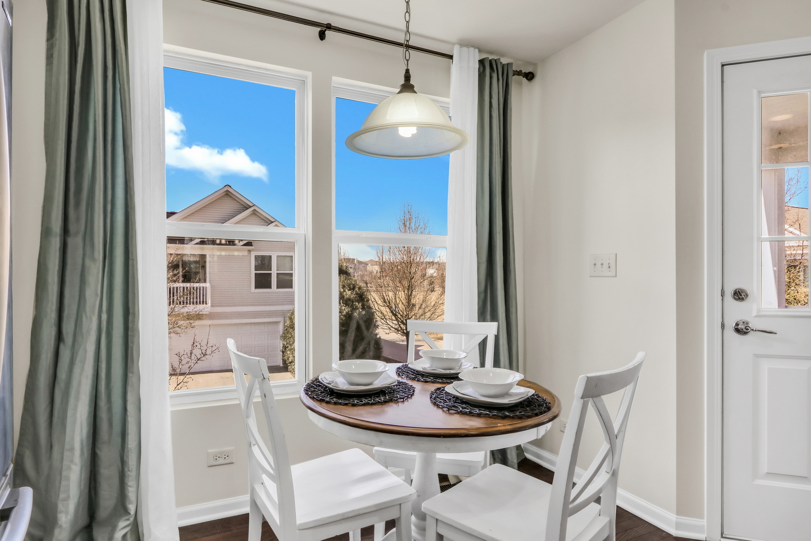 3210 Neubauer Circle Unit: 3210