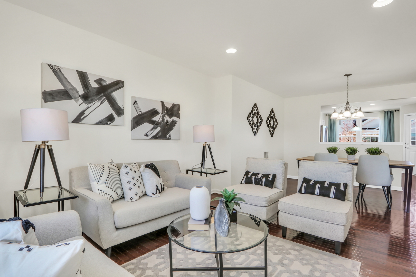 3210 Neubauer Circle Unit: 3210