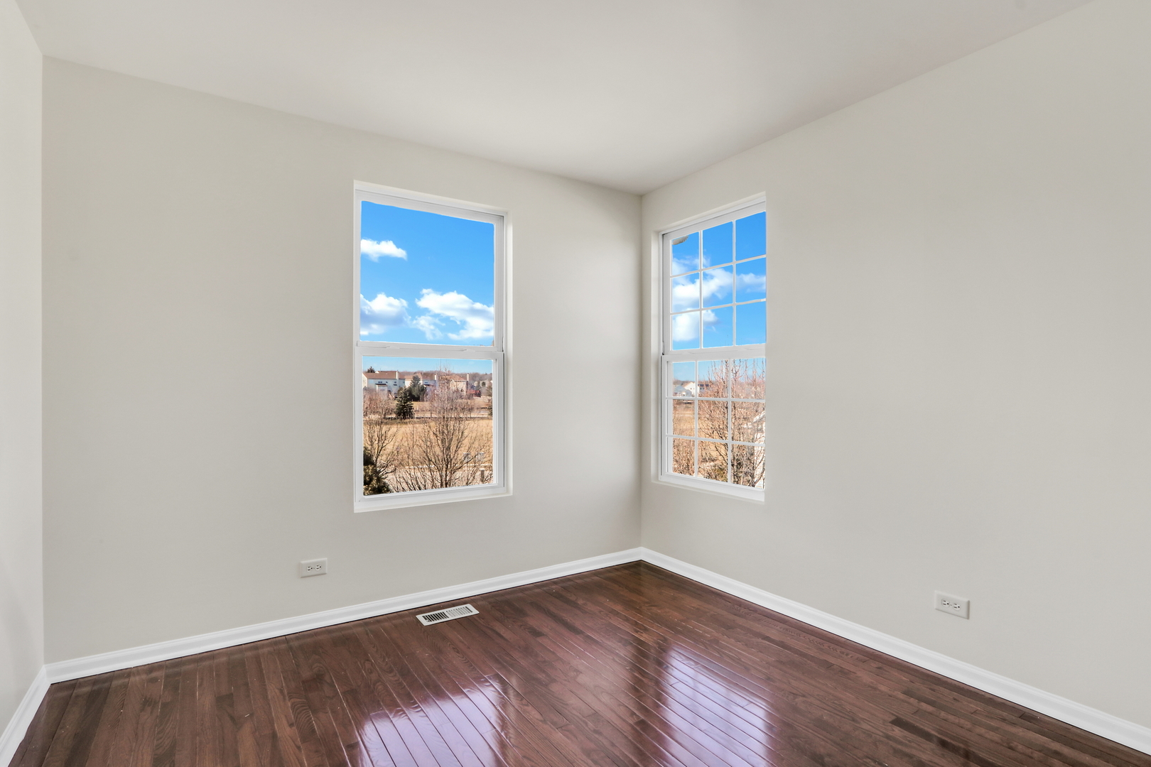 3210 Neubauer Circle Unit: 3210