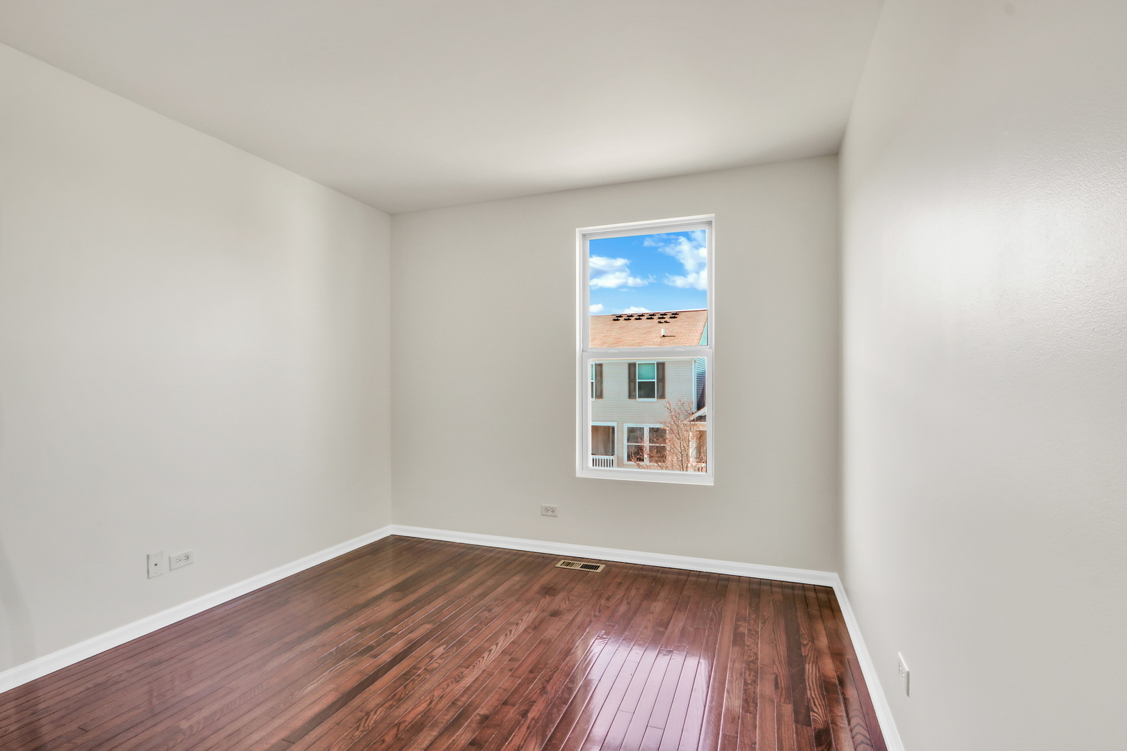3210 Neubauer Circle Unit: 3210