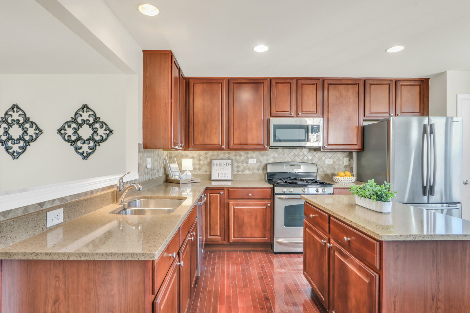 3210 Neubauer Circle Unit: 3210