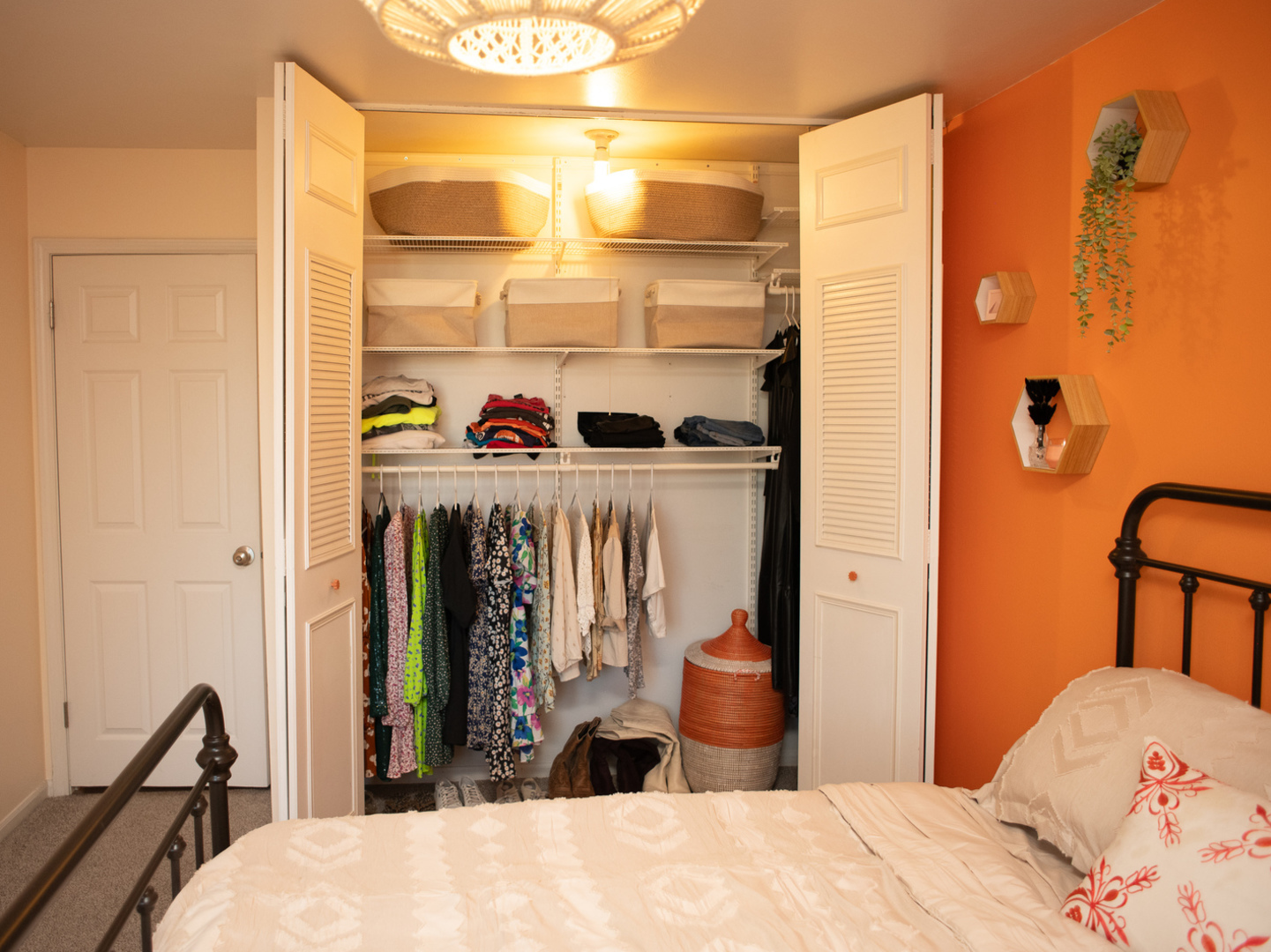 462 Raintree Court Unit: 1B