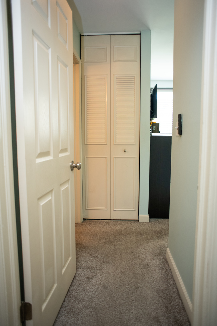 462 Raintree Court Unit: 1B