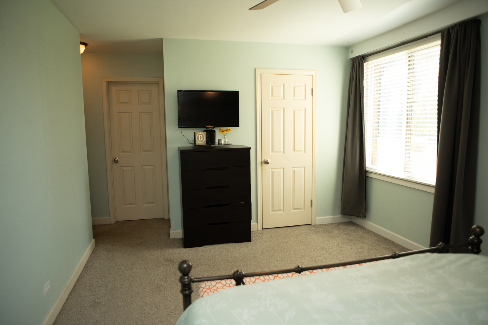 462 Raintree Court Unit: 1B