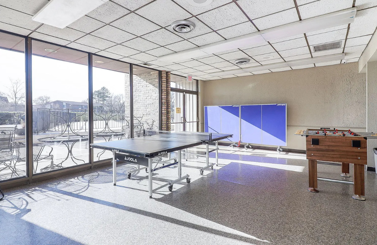 462 Raintree Court Unit: 1B