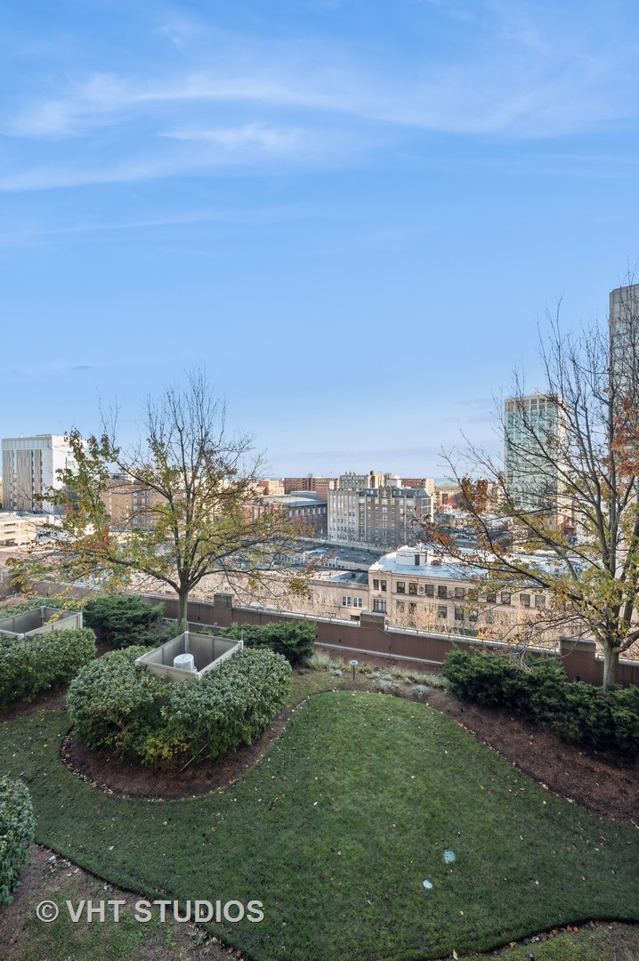 807 Davis Street Unit: 911