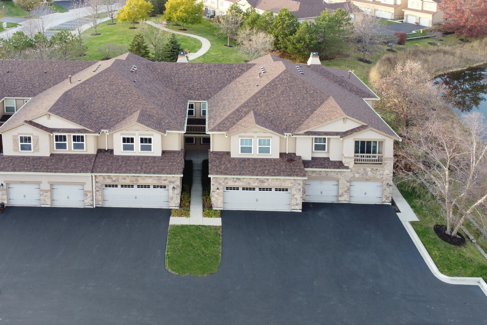 1829 N Crenshaw Circle