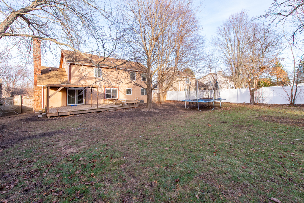 17375 W Woodland Drive