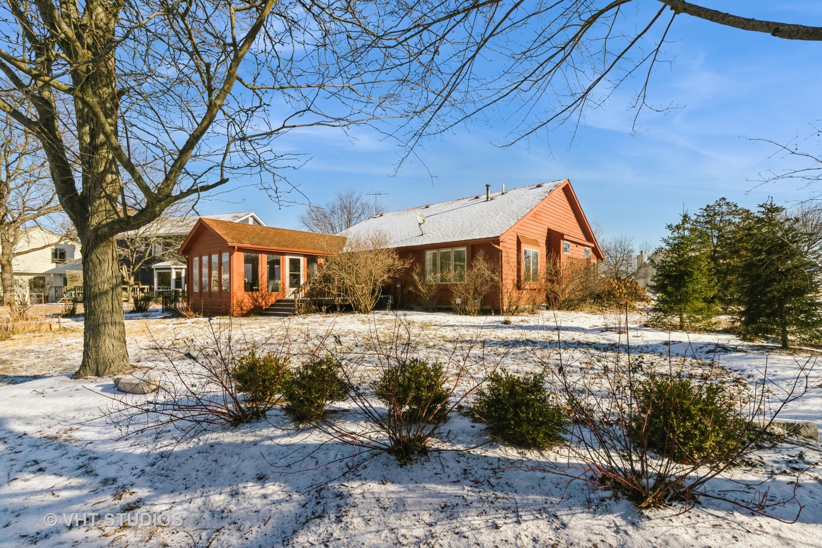 320 MAINSAIL Drive