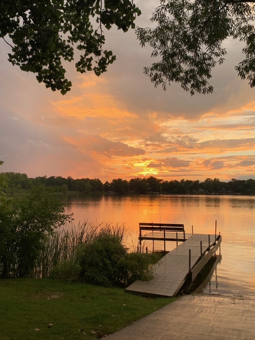 320 MAINSAIL Drive