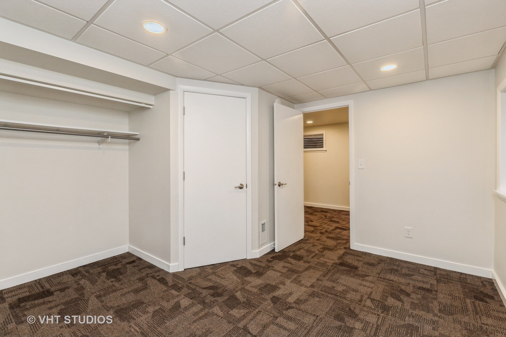 320 MAINSAIL Drive