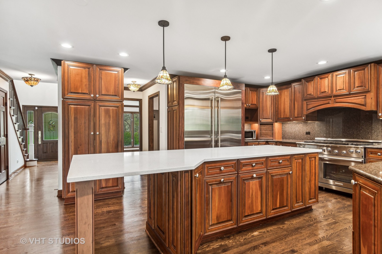 3936 Lakeview Court