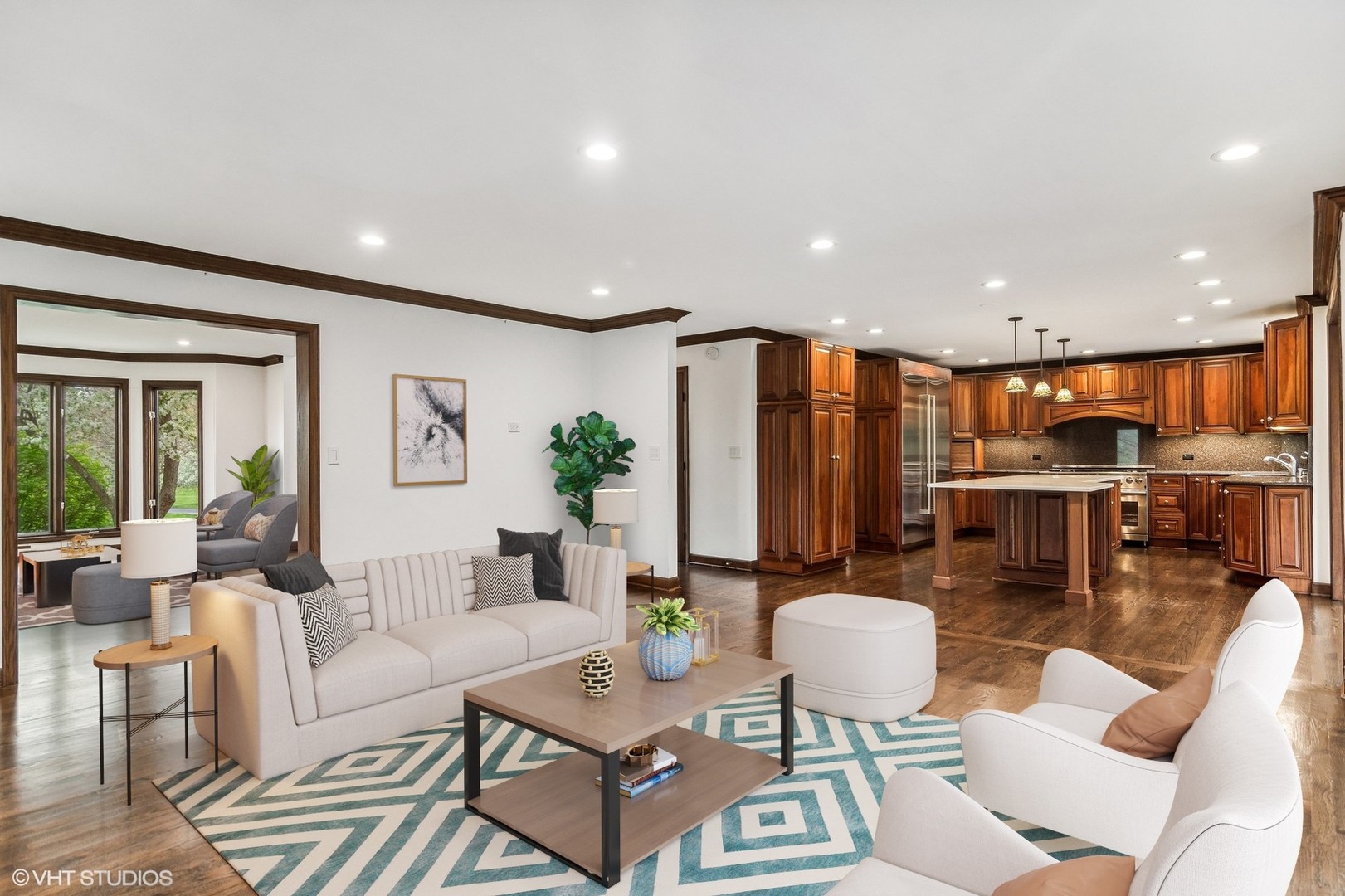 3936 Lakeview Court