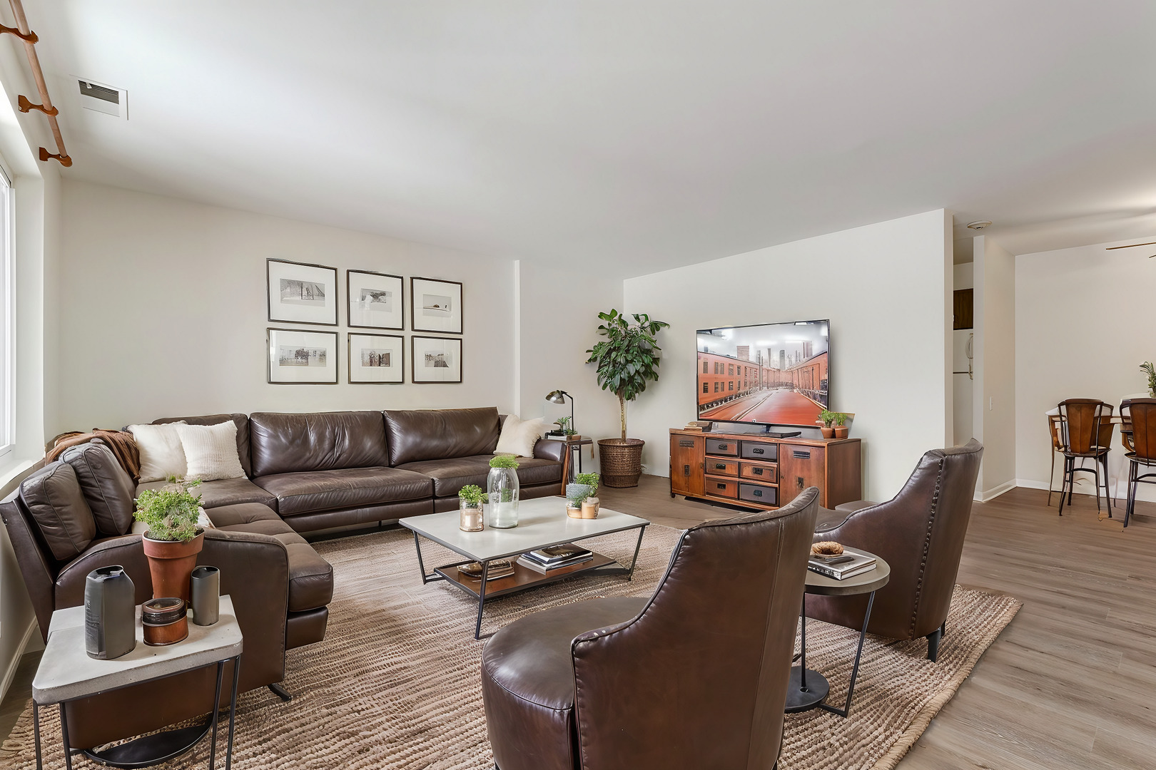 420 Walnut Creek Lane Unit: 3305