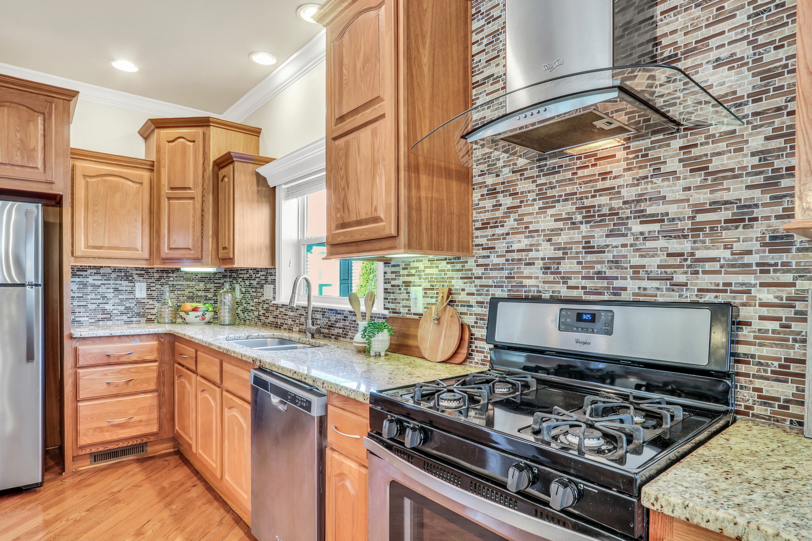 323 Legacy Court