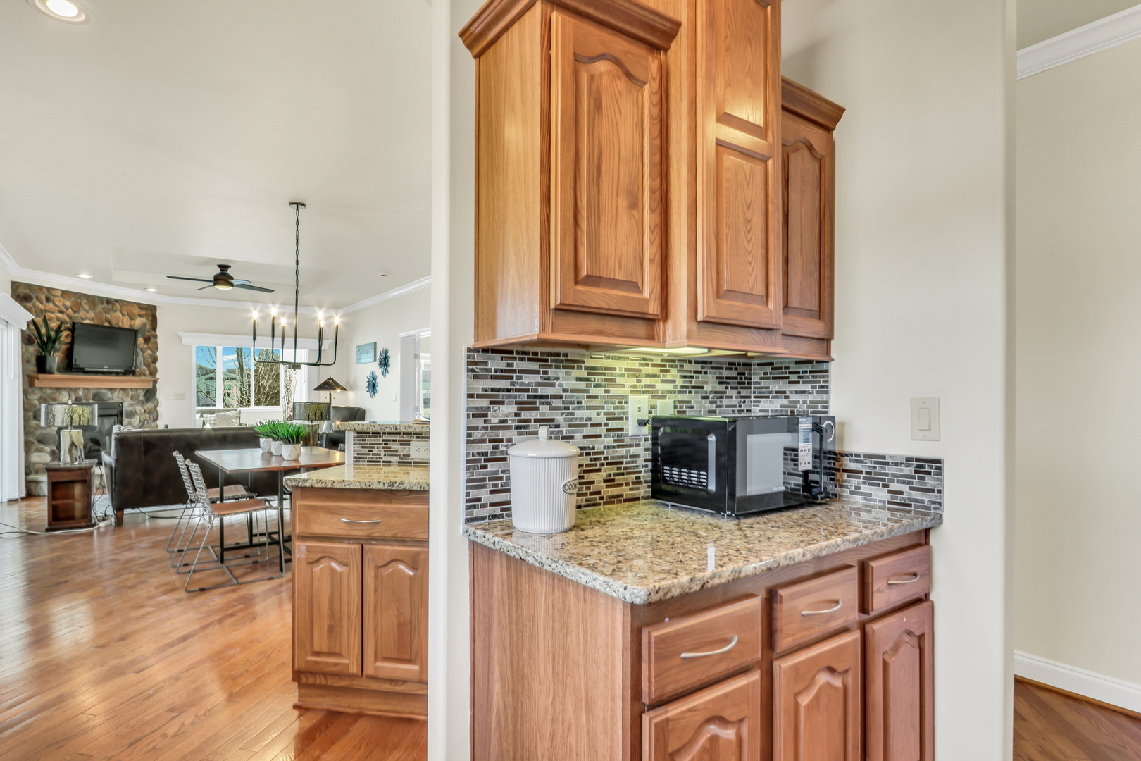 323 Legacy Court