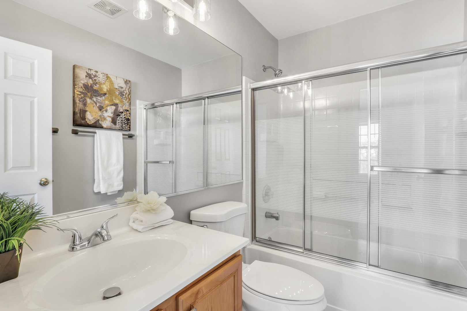 4585 W Hill Avenue Unit: 4585