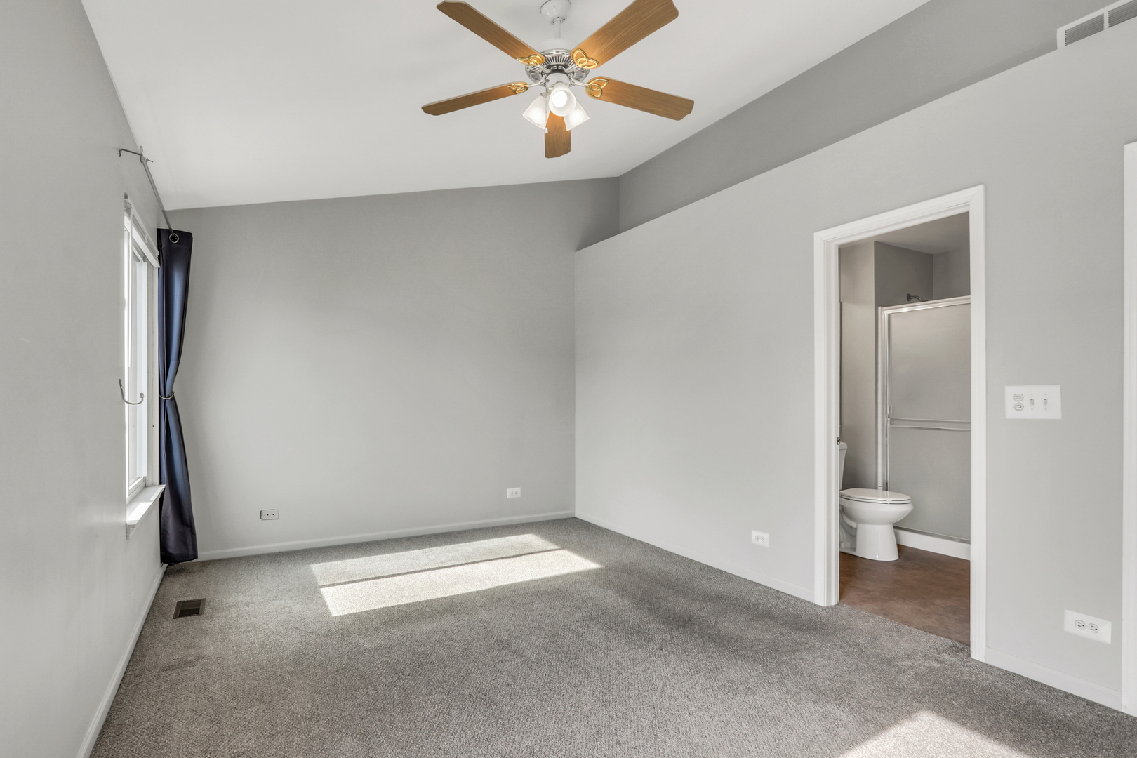 4585 W Hill Avenue Unit: 4585