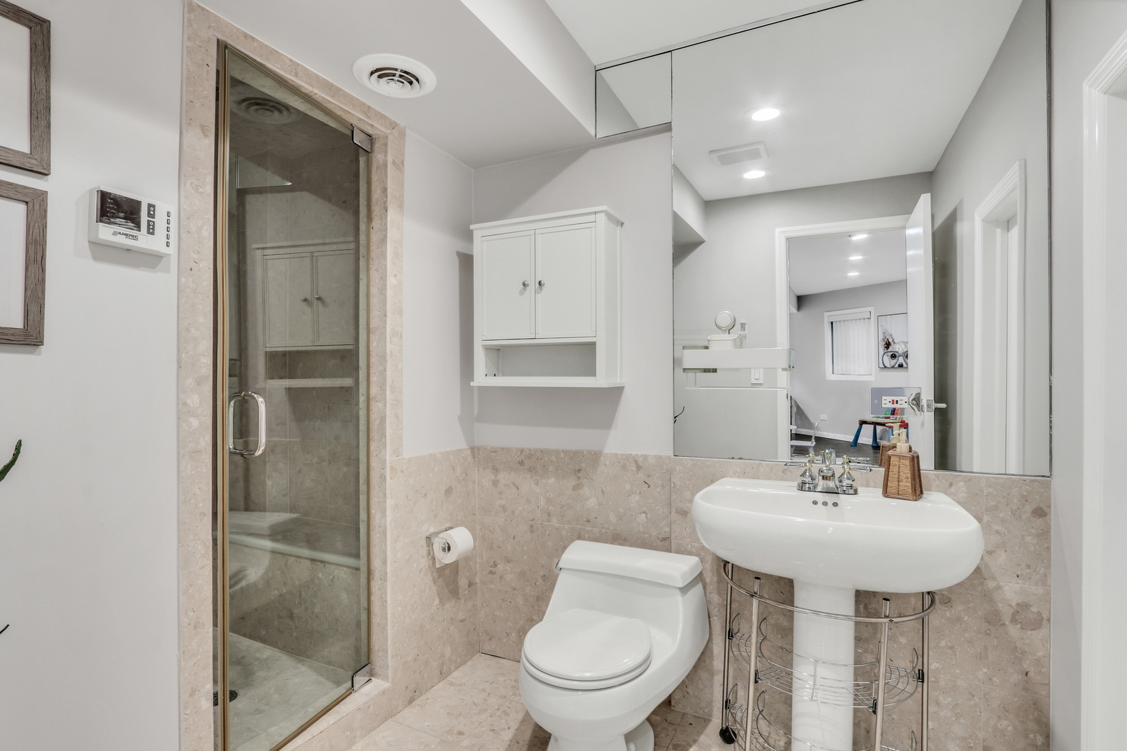 933 Central Avenue Unit: 6